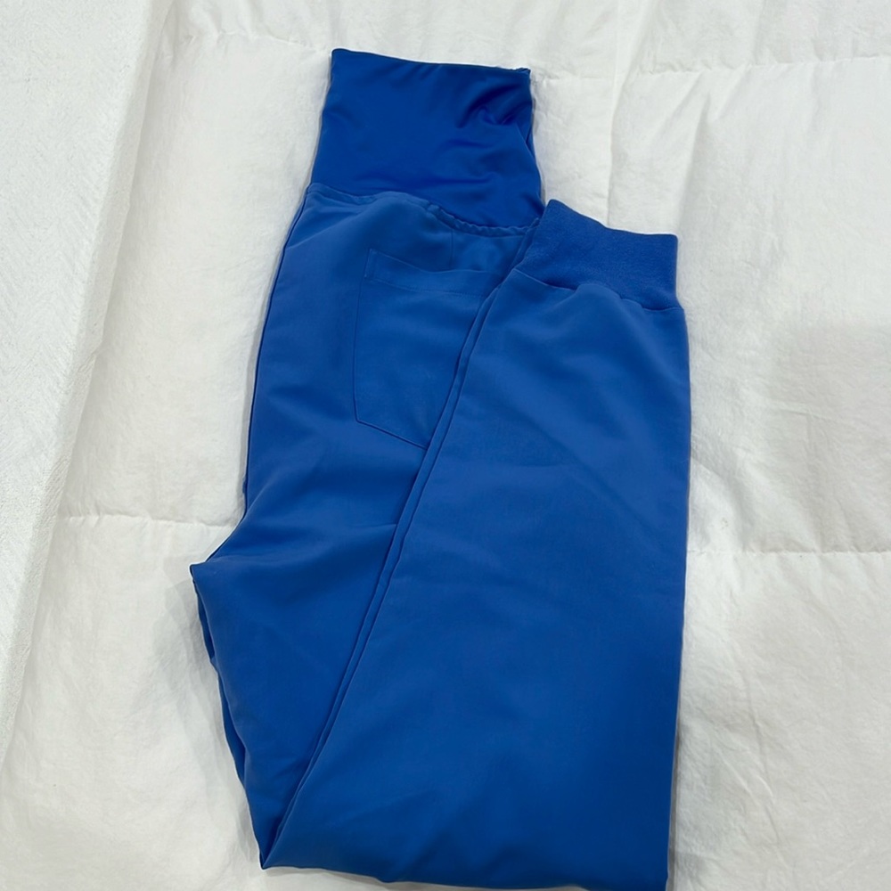 Mandala maternity jogger scrubs